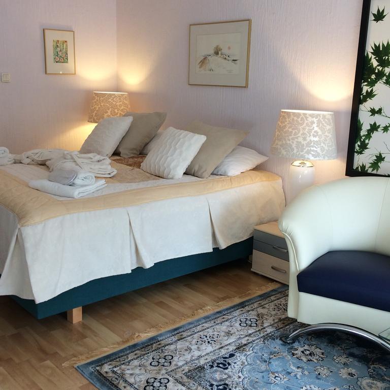 Solrosen I Simrishamn - Oesterlen Zewnętrze zdjęcie
